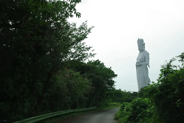 東京湾観音:富津の巨像に囁かれる霊話