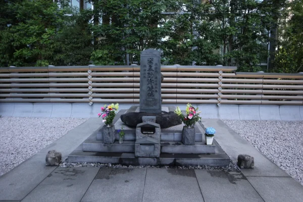 平将門の首塚：東京大手町に響く怨霊の呪い