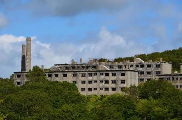 松尾鉱山跡：東洋一の硫黄鉱山の栄枯盛衰と廃墟にまつわる伝説