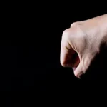 幽霊をフルボッコ：深夜の退散マニュアル