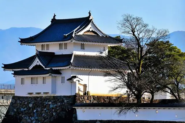 甲府城跡:山梨の心霊武士の響