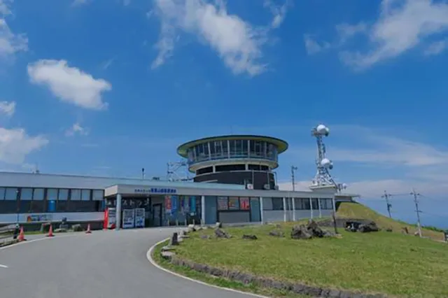 寒風山展望台：男鹿市の武士の霊と風の強い夜の泣き声