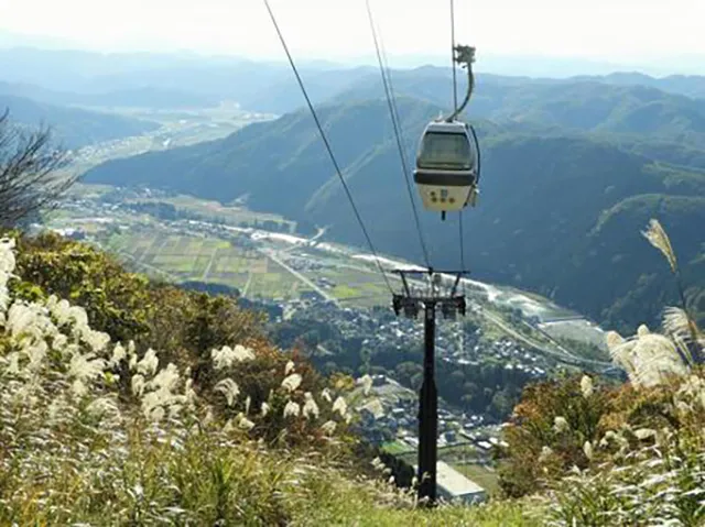 獅子吼高原:白山市の絶景に潜む夜の孤立感と心霊の噂