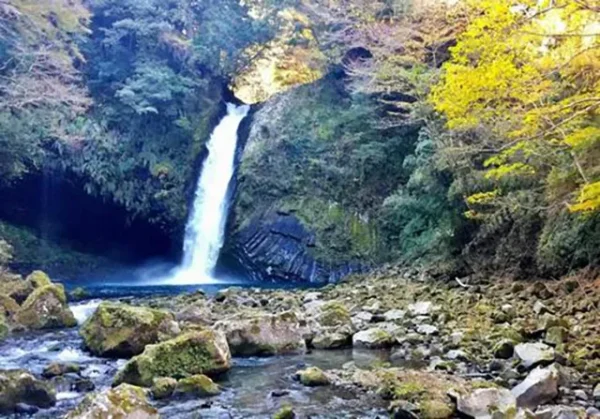 浄蓮の滝廃墟：夜の気配と霊の恐怖