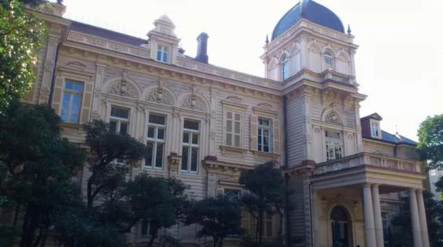 旧岩崎邸庭園:東京池之端に潜む明治の怪奇