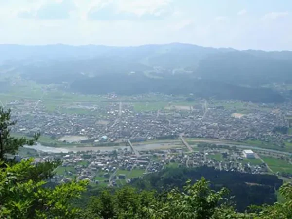 六日町の怪：廃旅館と霊の恐怖