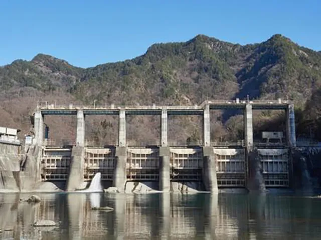 生坂ダムの心霊噂:湖底に沈んだ殺人事件の遺体発見現場と亡霊の叫び