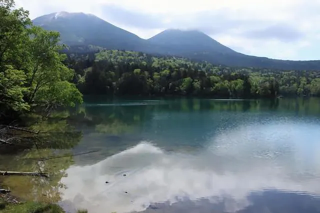 オンネトー:五色沼に漂うアイヌ伝説と水難事故の亡魂