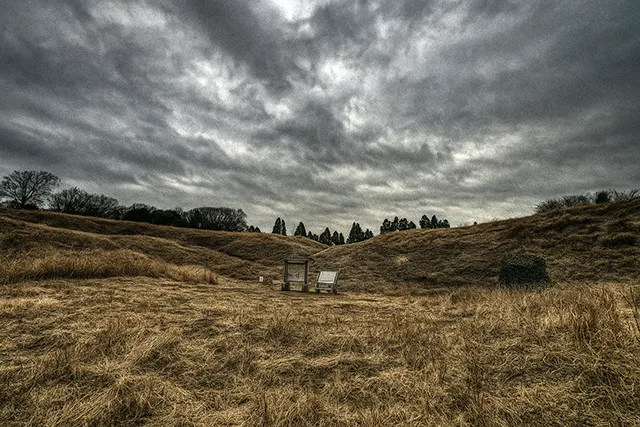 脇本城跡:戦国の悲劇が呼ぶ落ち武者の霊が彷徨う城跡