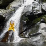 心霊スポット探訪の心構え：闇に挑む前に知るべき不気味な鉄則