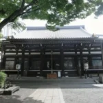 本能寺：織田信長の変霊が彷徨う京都の史跡と心霊現象の関連