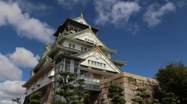 大阪城の城霊：豊臣秀吉の怨霊が呼ぶ天守閣の影と徳川の封印された闇