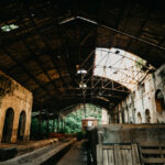 環境科学 × 心霊スポット：場所が生む怪異のメカニズム