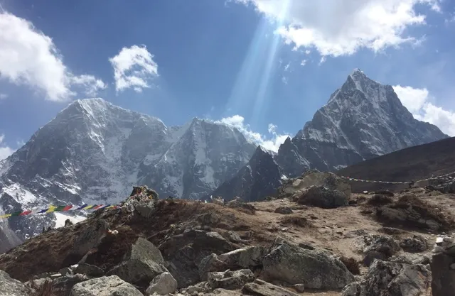 チベットの死後観：バルドゥ（中陰）と輪廻思想を歩む魂の仕組み