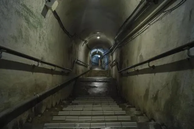 旧海軍司令部壕（海軍壕公園）：沖縄の巨大地下壕に響く兵士の霊と呻き声