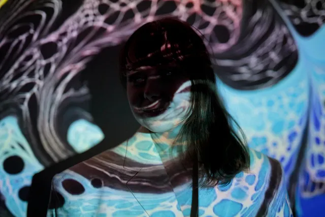 トラウマが“怪異体験”を生むメカニズム：科学で解く扁桃体の役割